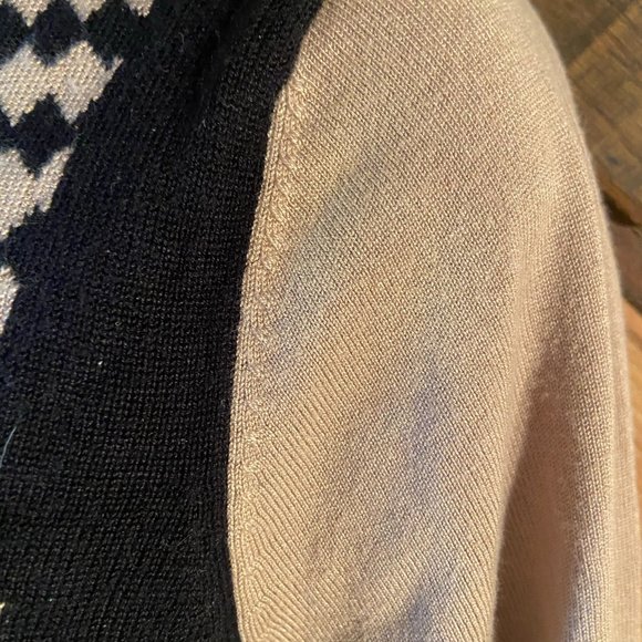 Limited | Chevron Pattern Light Knit | M - Picture 6 of 8